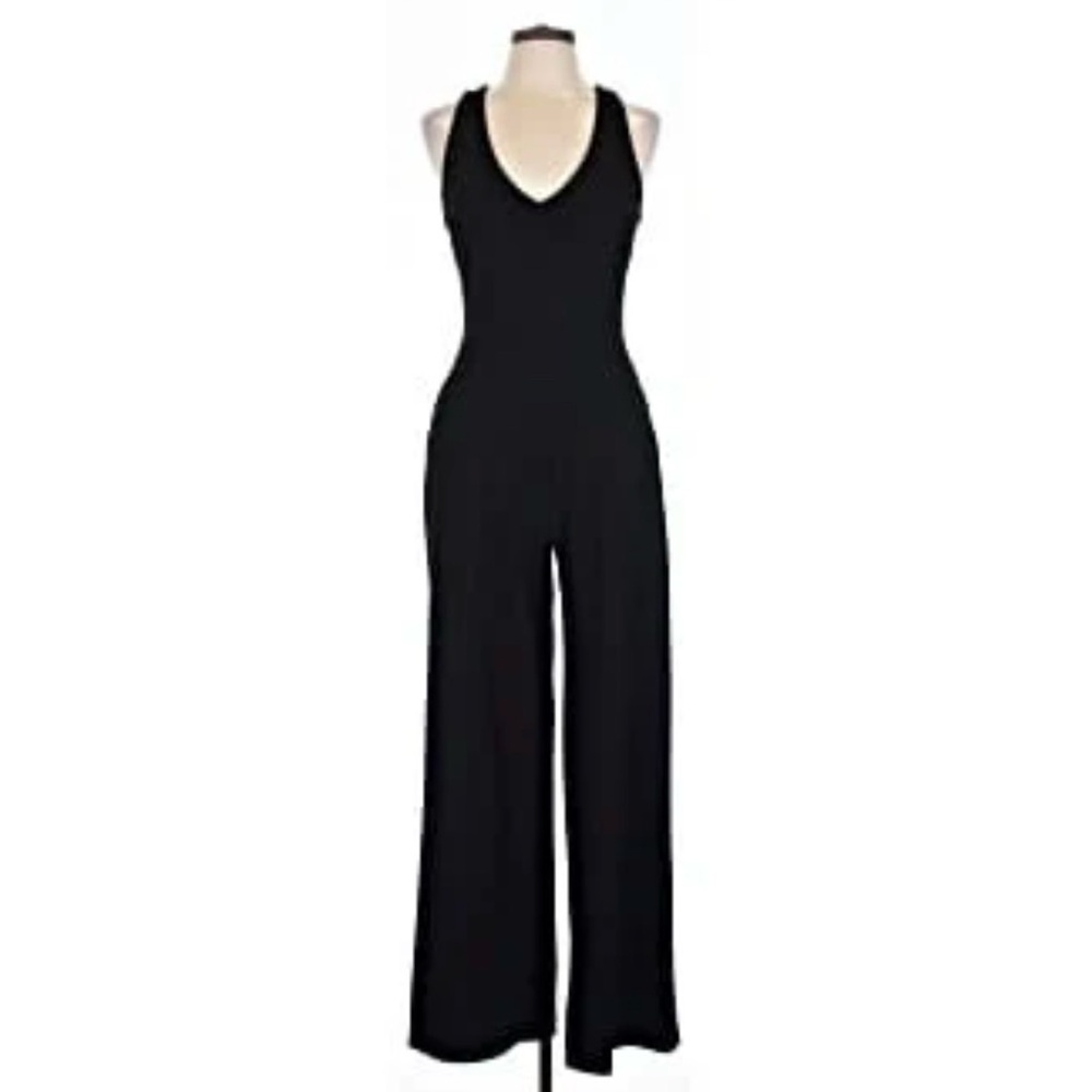 Sleeveless Black V-Neck Wide-Leg Jumpsuit